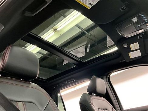 Used 2023 Ford Expedition Max Limited image 18