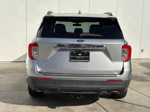 Used 2020 Ford Explorer XLT image 7