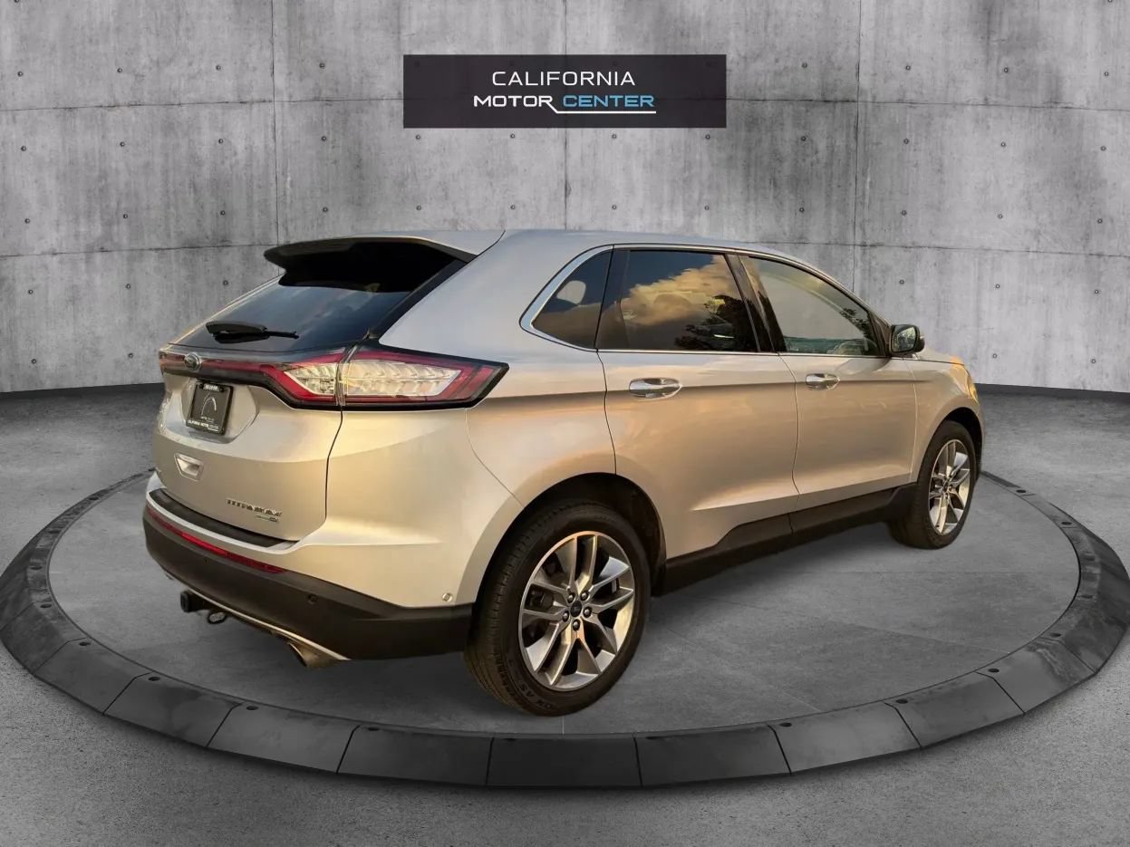 Used 2017 Ford Edge Titanium w/ Equipment Group 302A AWD/4WD image 5
