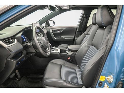 Used 2022 Toyota RAV4 XSE image 31