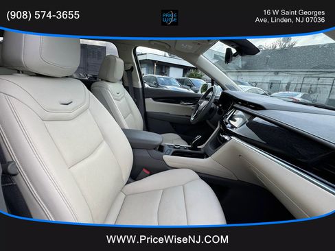 Used 2020 Cadillac XT6 Premium Luxury image 18
