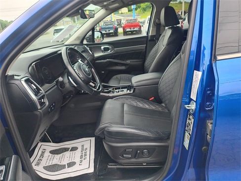 Used 2021 Kia Sorento SX Prestige image 19