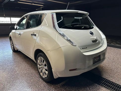 Used 2015 Nissan Leaf S image 5