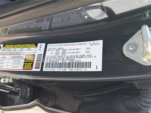 Used 2024 Toyota Tacoma SR AWD/4WD image 26