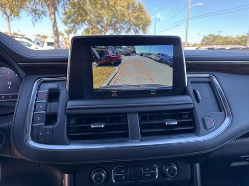 Used 2023 Chevrolet Suburban Premier image 29