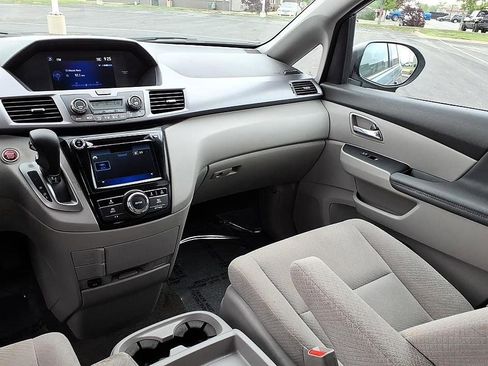 Used 2014 Honda Odyssey EX image 21