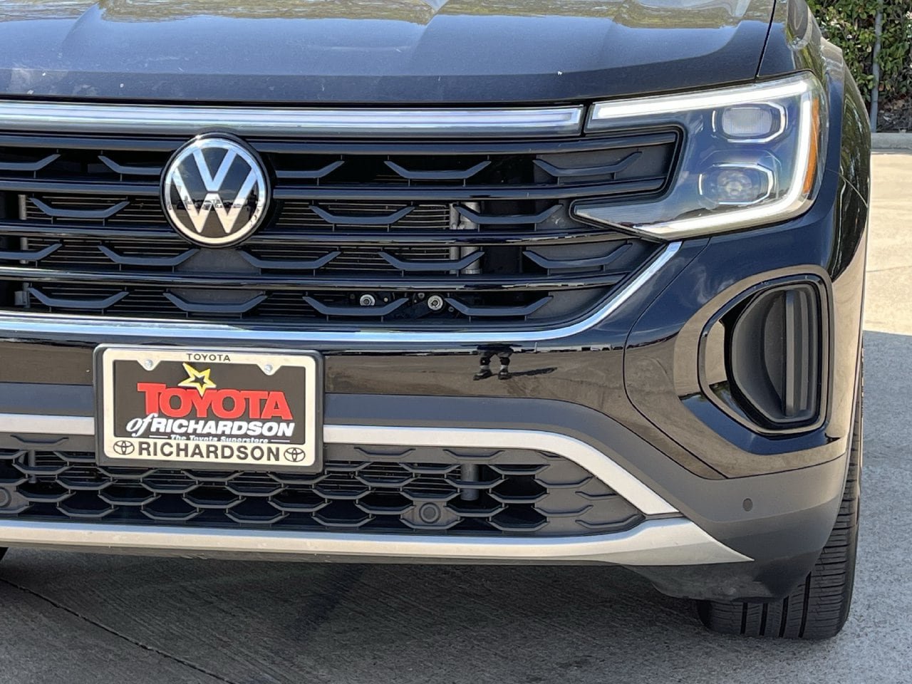 Used 2026 Volkswagen Atlas Cross Sport SE FWD image 8