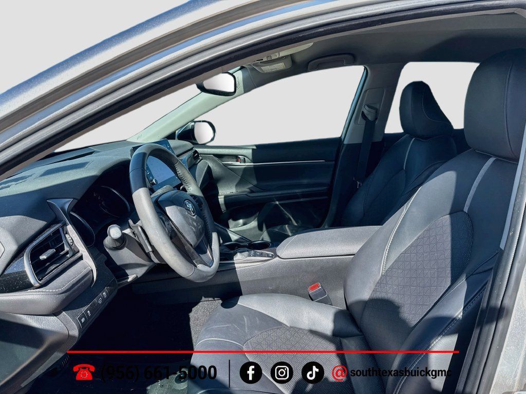 Used 2024 Toyota Camry XSE FWD image 11