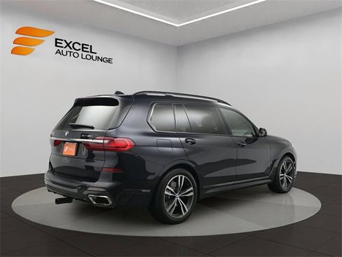 Used 2019 BMW X7 xDrive50i w/ M Sport Package image 5