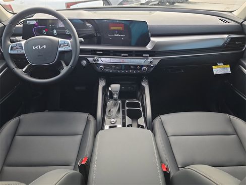 New 2025 Kia Telluride S image 15