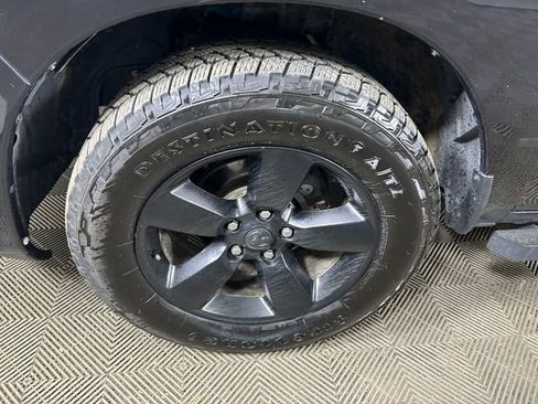 Used 2018 RAM 1500 Express w/ Black Ram 1500 Express Group image 11