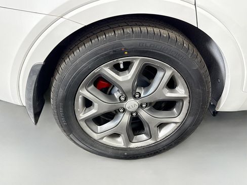 Used 2016 Kia Sorento SX image 33