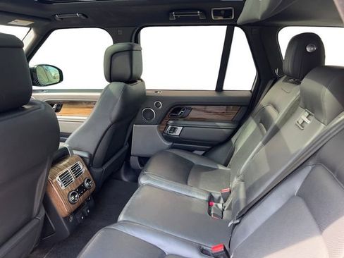 Used 2019 Land Rover Range Rover HSE image 10