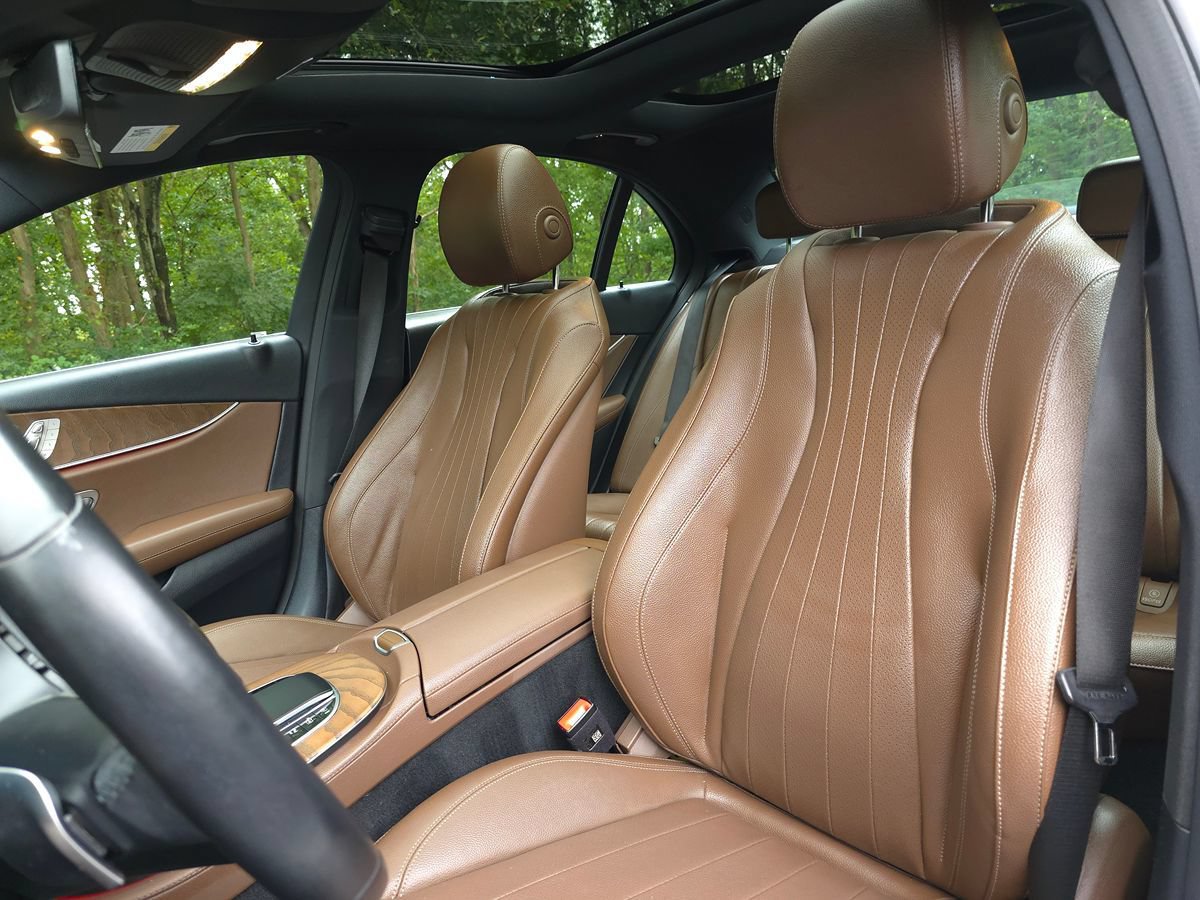Used 2023 Mercedes-Benz E 350 4MATIC Sedan image 13