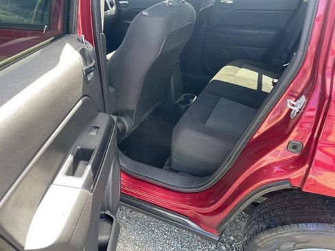 Used 2016 Jeep Patriot Sport w/ Power Value Group AWD/4WD image 11