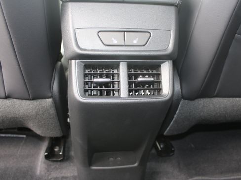 New 2025 GMC Terrain Elevation w/ Elevation Premium Package image 38