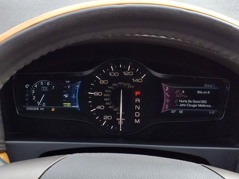 Used 2012 Lincoln MKX FWD image 21