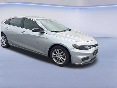 Used 2016 Chevrolet Malibu LT FWD image 4