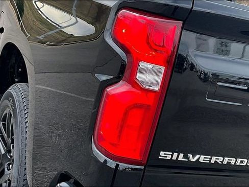 Used 2023 Chevrolet Silverado 1500 RST w/ All Star Edition Plus image 31