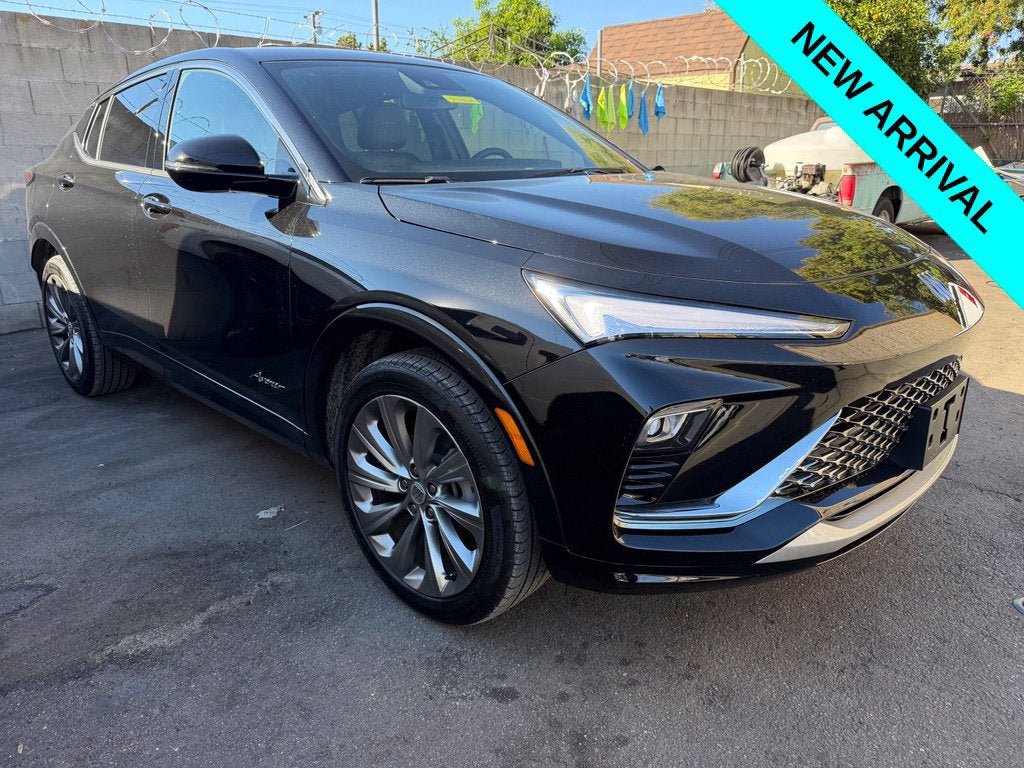 Used 2026 Buick Envista Avenir FWD image 2