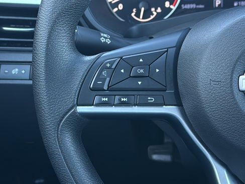 Used 2024 Nissan Altima 2.5 SV image 13