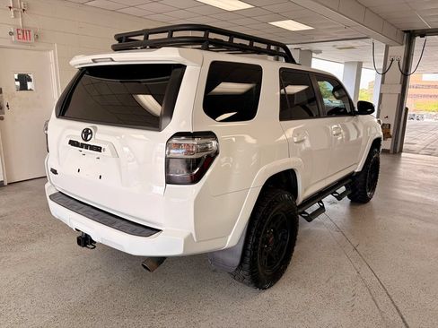 Used 2020 Toyota 4Runner SR5 RWD image 3