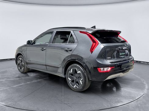Used 2024 Kia Niro Wind FWD image 2