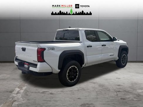 New 2026 Toyota Tacoma TRD Off-Road w/ TRD Off Road Upgrade Package AWD/4WD image 6