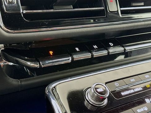 Used 2024 Lincoln Navigator L Black Label image 17