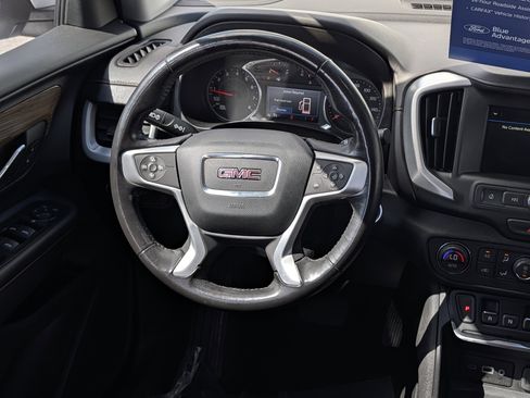 Used 2019 GMC Terrain SLE w/ Driver Convenience Package image 16