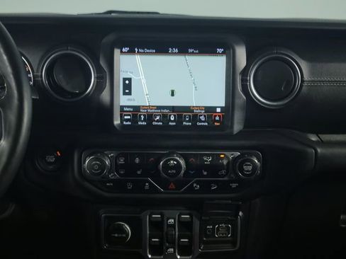 Used 2018 Jeep Wrangler Unlimited Sahara w/ Dual Top Group image 22