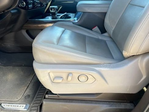Used 2023 Chevrolet Silverado 1500 LT Trail Boss w/ LT Trail Boss Premium Package AWD/4WD image 15