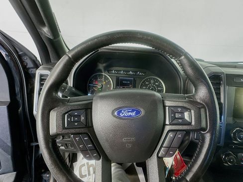 Used 2018 Ford F150 XLT w/ Equipment Group 302A Luxury AWD/4WD image 11