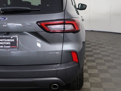 Used 2025 Ford Escape ST-Line AWD/4WD image 15