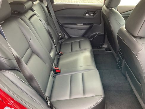 Used 2023 Nissan Rogue SL w/ SL Premium Package image 20