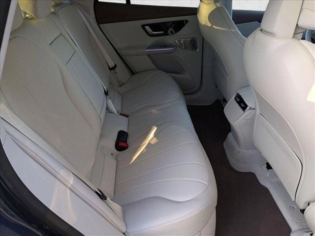 Used 2023 Mercedes-Benz EQE 350+ SUV image 22