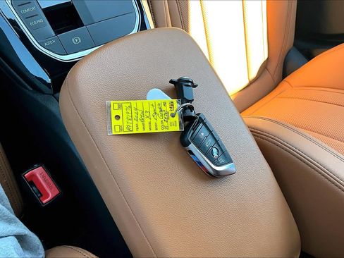 Used 2024 BMW X3 sDrive30i w/ Premium Package RWD image 15