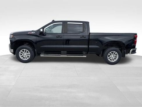 Used 2021 Chevrolet Silverado 1500 LT AWD/4WD image 2