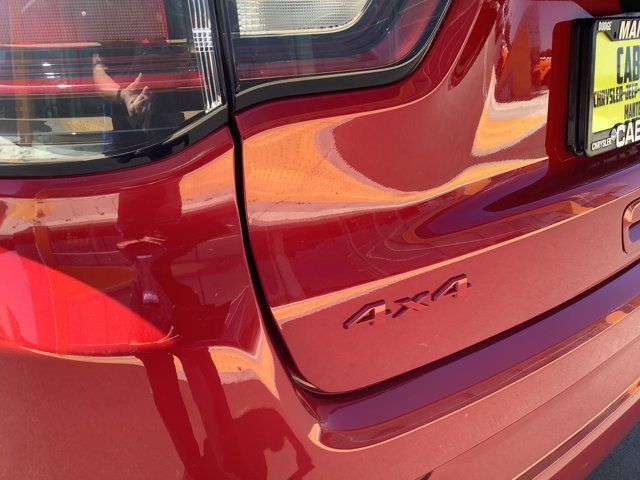 Used 2022 Jeep Compass Limited w/ (RED) Package AWD/4WD image 44