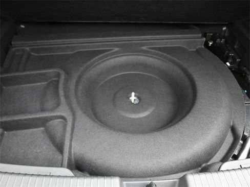 New 2026 Volkswagen Atlas Cross Sport SE image 14