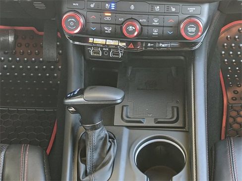 Certified 2024 Dodge Durango R/T image 17