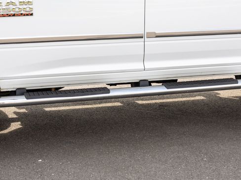 Used 2015 RAM 2500 Tradesman w/ Chrome Appearance Group AWD/4WD image 33