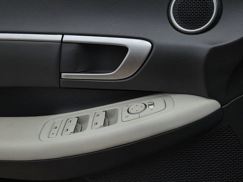 Used 2024 Hyundai Sonata SEL FWD image 19