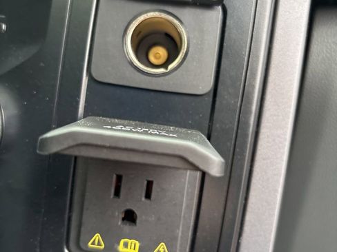 Used 2023 Ford F150 XLT w/ Equipment Group 302A High image 26