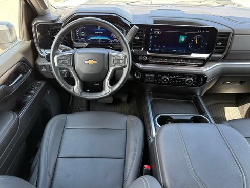Used 2024 Chevrolet Silverado 2500 LTZ w/ LTZ Plus Package AWD/4WD image 10