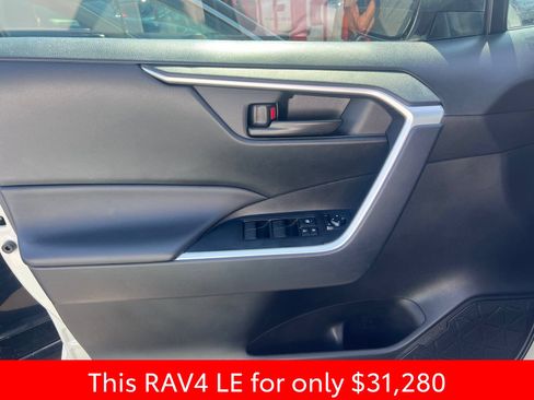 Used 2025 Toyota RAV4 LE FWD image 15