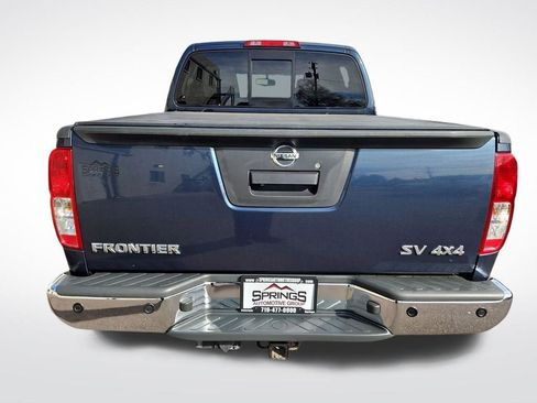 Used 2015 Nissan Frontier SV w/ SV Value Truck Package image 4