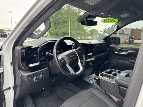Used 2022 GMC Sierra 1500 Elevation w/ LPO, Elevation Black Package AWD/4WD image 12