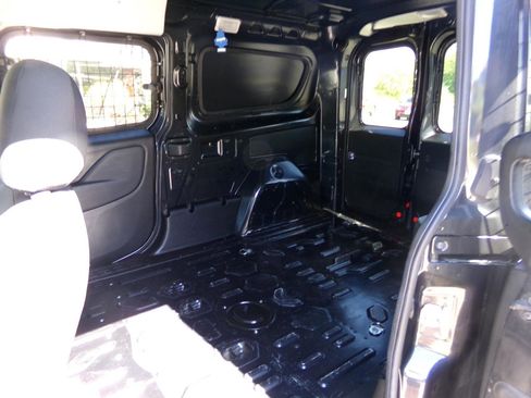Used 2020 RAM ProMaster City Tradesman SLT w/ Window Group 05 FWD image 13