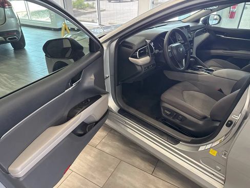 Used 2023 Toyota Camry LE AWD/4WD image 15